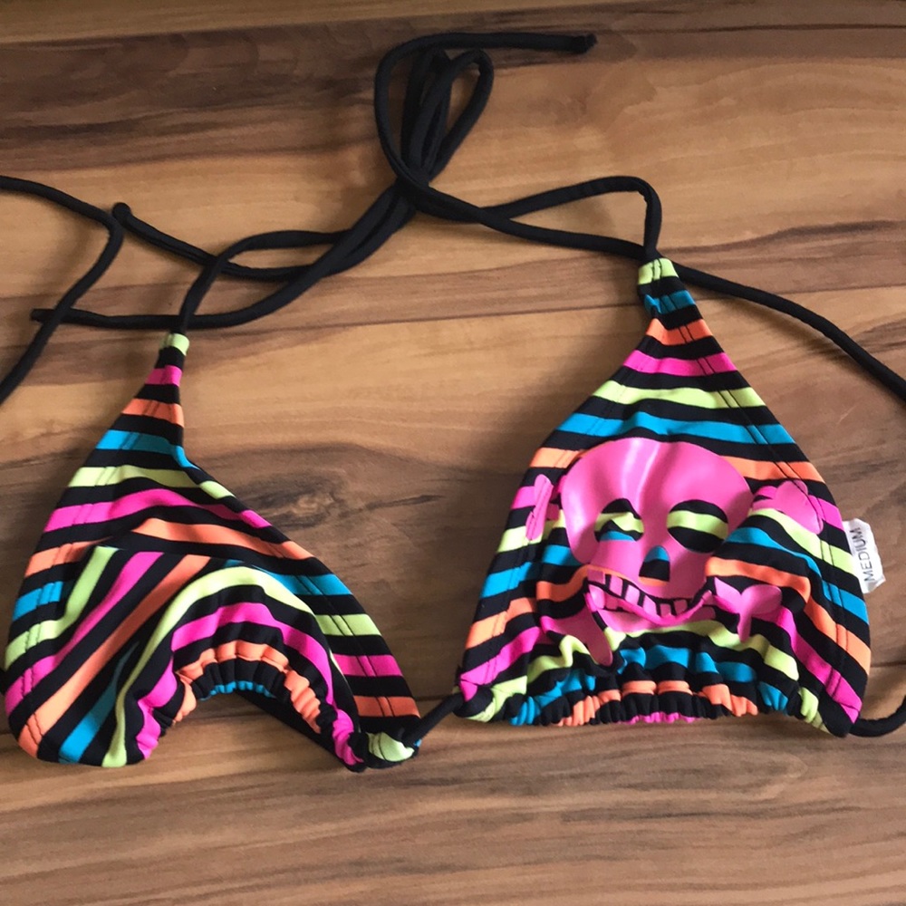Bikini top